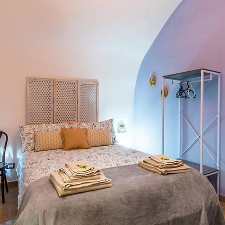 Eccehomo 29 La Casa Di Piero Apartman Nápoly Kültér fotó