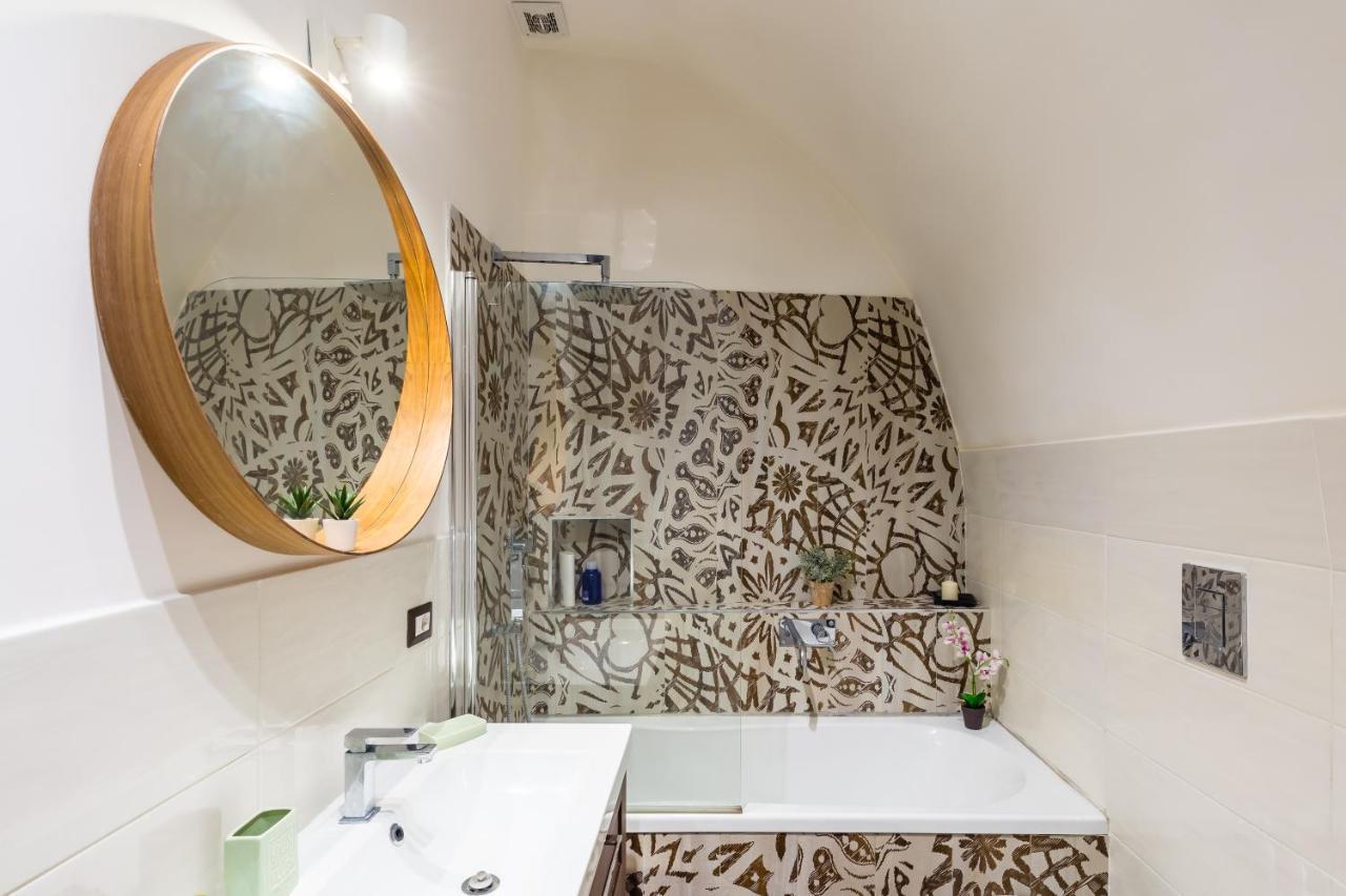 Eccehomo 29 La Casa Di Piero Apartman Nápoly Kültér fotó